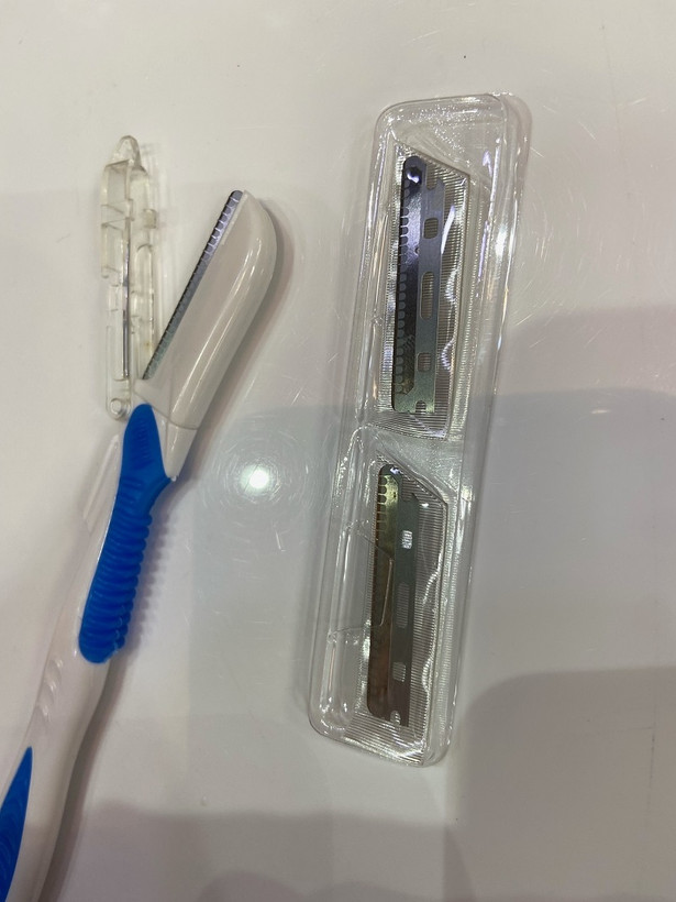 تیغ ابرو یدک دار جول jewel مدل GR-701