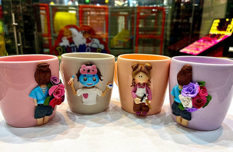 ماگ دست ساز مجسمه سازی شده ناخن کاری