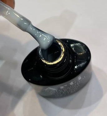 لاک ژل شیری ناخن 10 میل ژلیش آرتی Arti